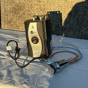 Insinkerator HWT Instant Hot Water Tank Tankless Water Heater & Classic Faucet
